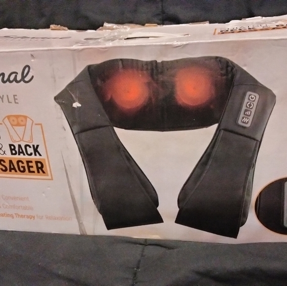 Eternal Living Stress Relief Shiatsu Back and Neck Massager w Heat Deep Tissue - Picture 5 of 8